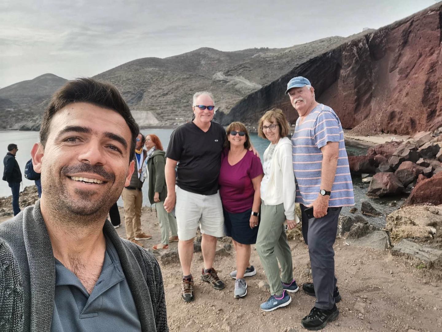 Nice 5-hours tour with two couples at Red Beach of Santorini in Akrotiri