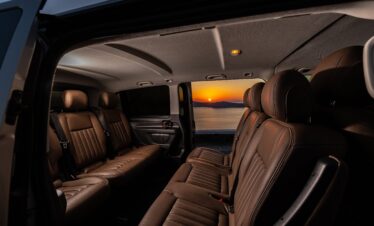 VIP-transfers-Santorini