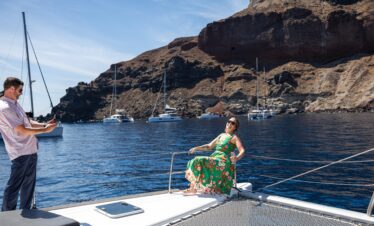 cruise-catamaran-tour-in-santorini