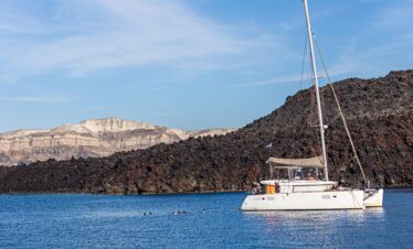 santorini-hotspring-with-cruise-tour