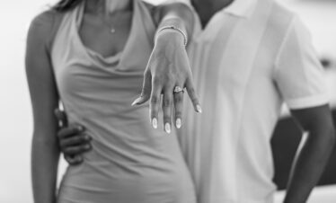 professional-photoshoot-in-santorini