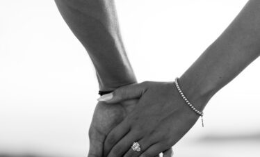 professional-photographer-in-santorini