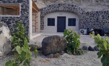 taste oil in santorini