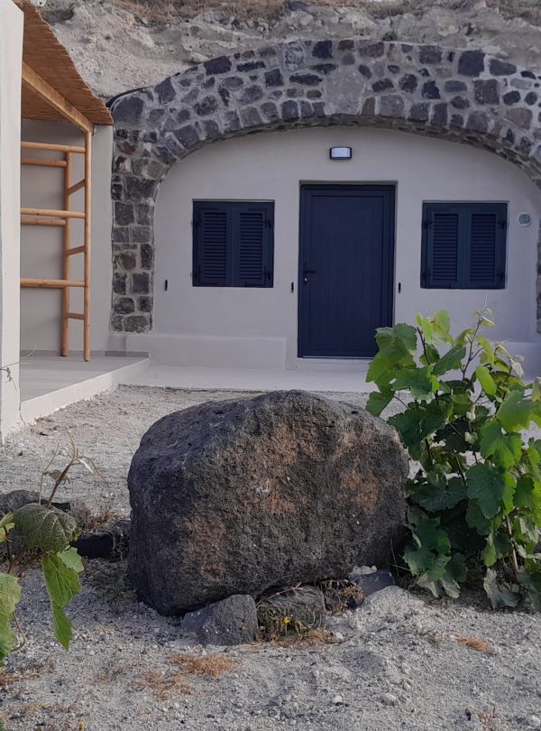 taste oil in santorini